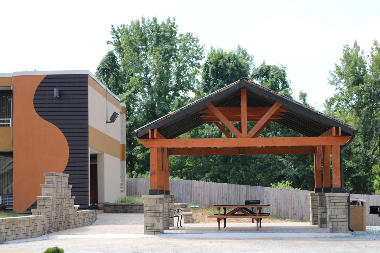 Quality Inn South Boston - Danville East Exterior foto
