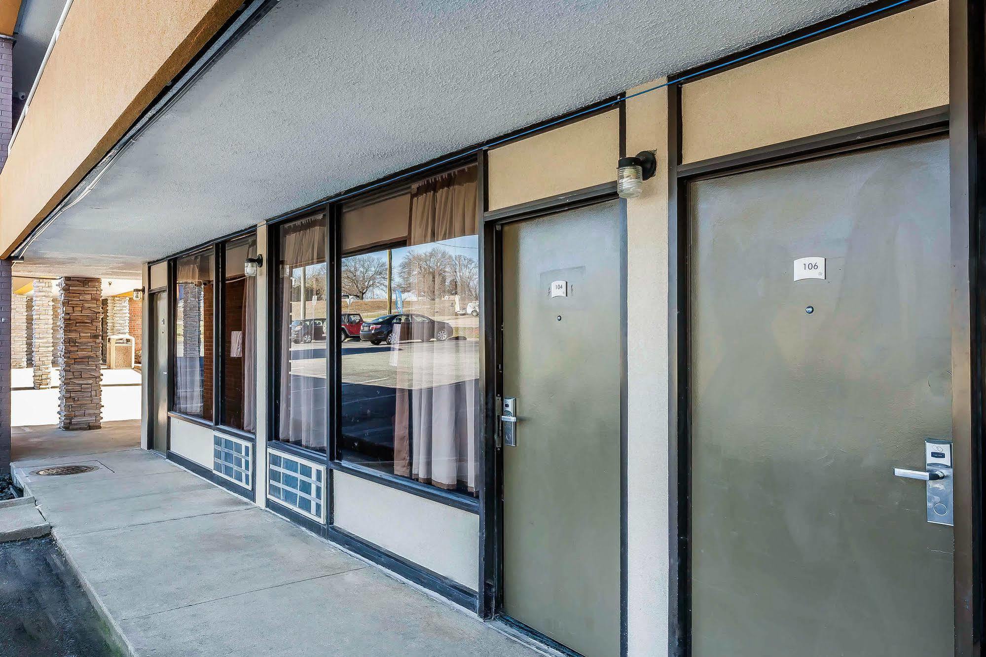 Quality Inn South Boston - Danville East Exterior foto